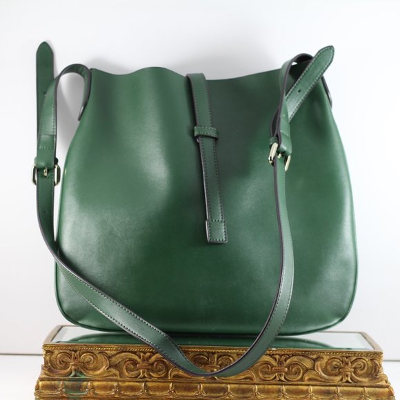 Beautiful Green Vegan Bag - Picture 4 of 8